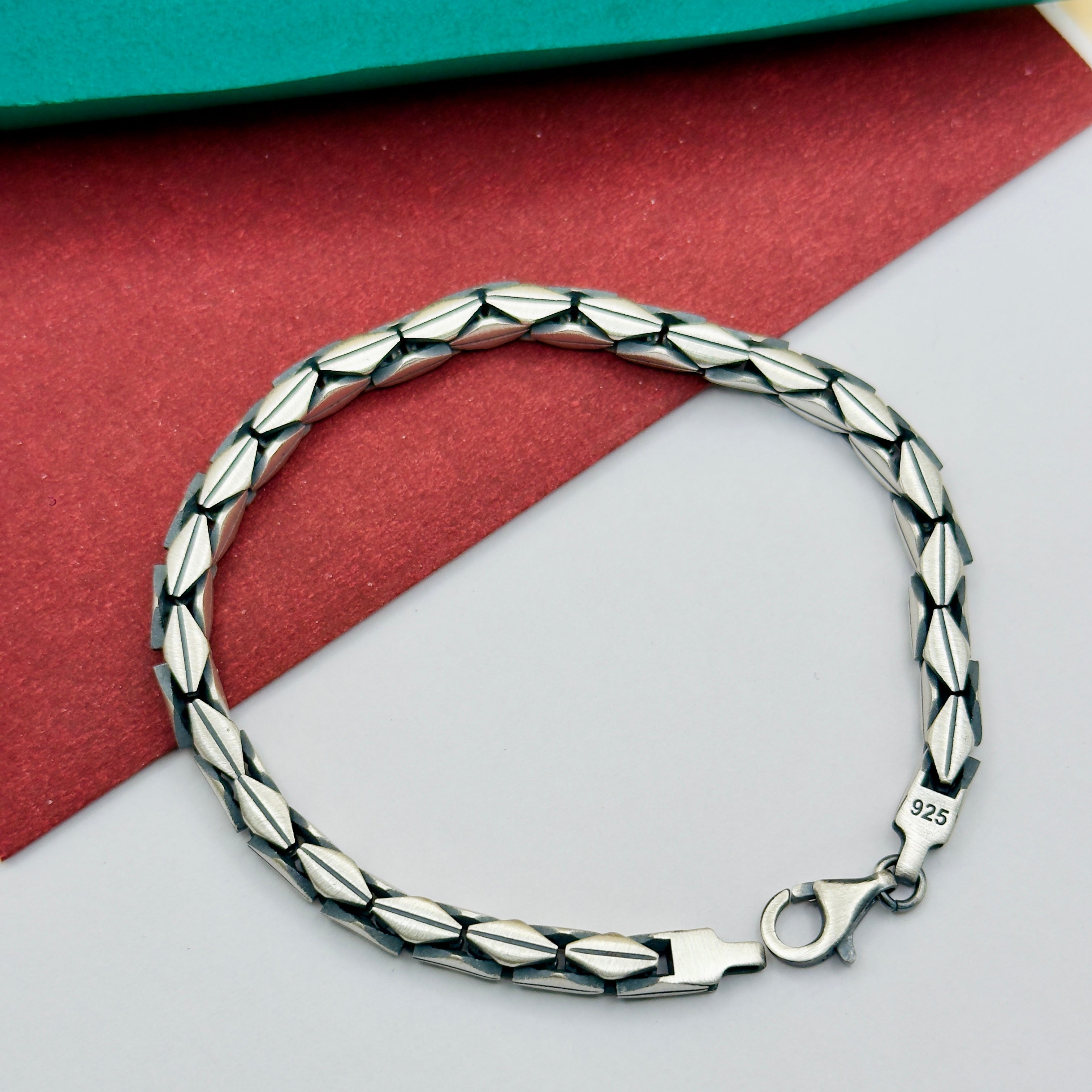 Handcrafted 925 Silver Bold Link Bracelet