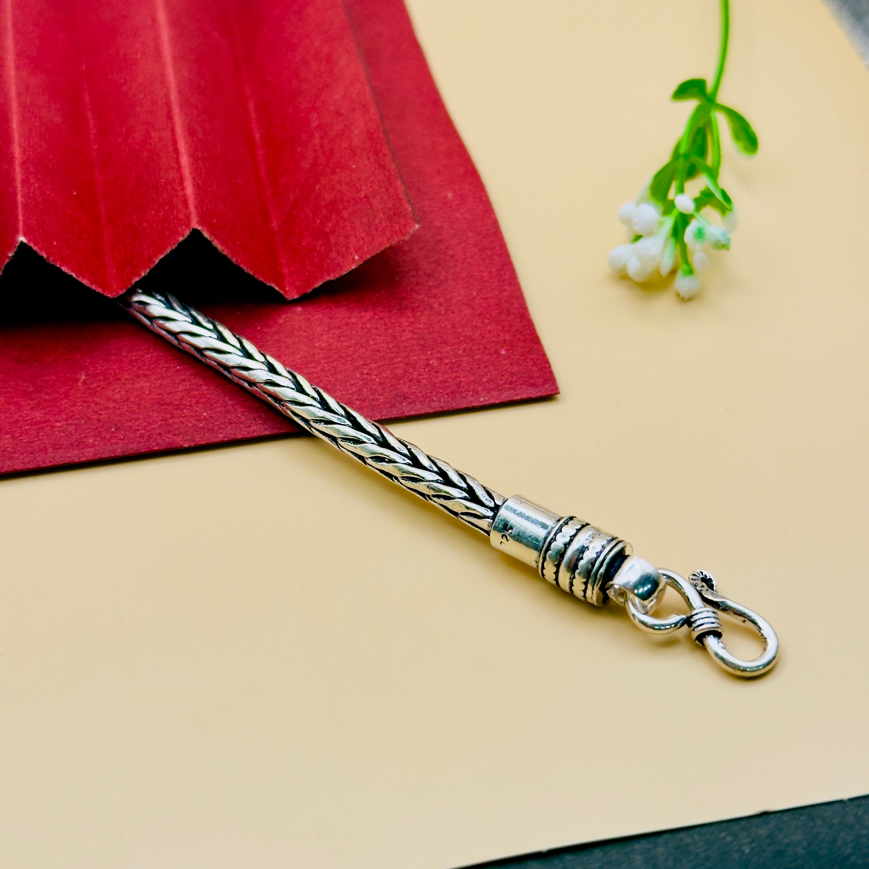 Handcrafted 92.5 Silver Woven Pattern Bracelet