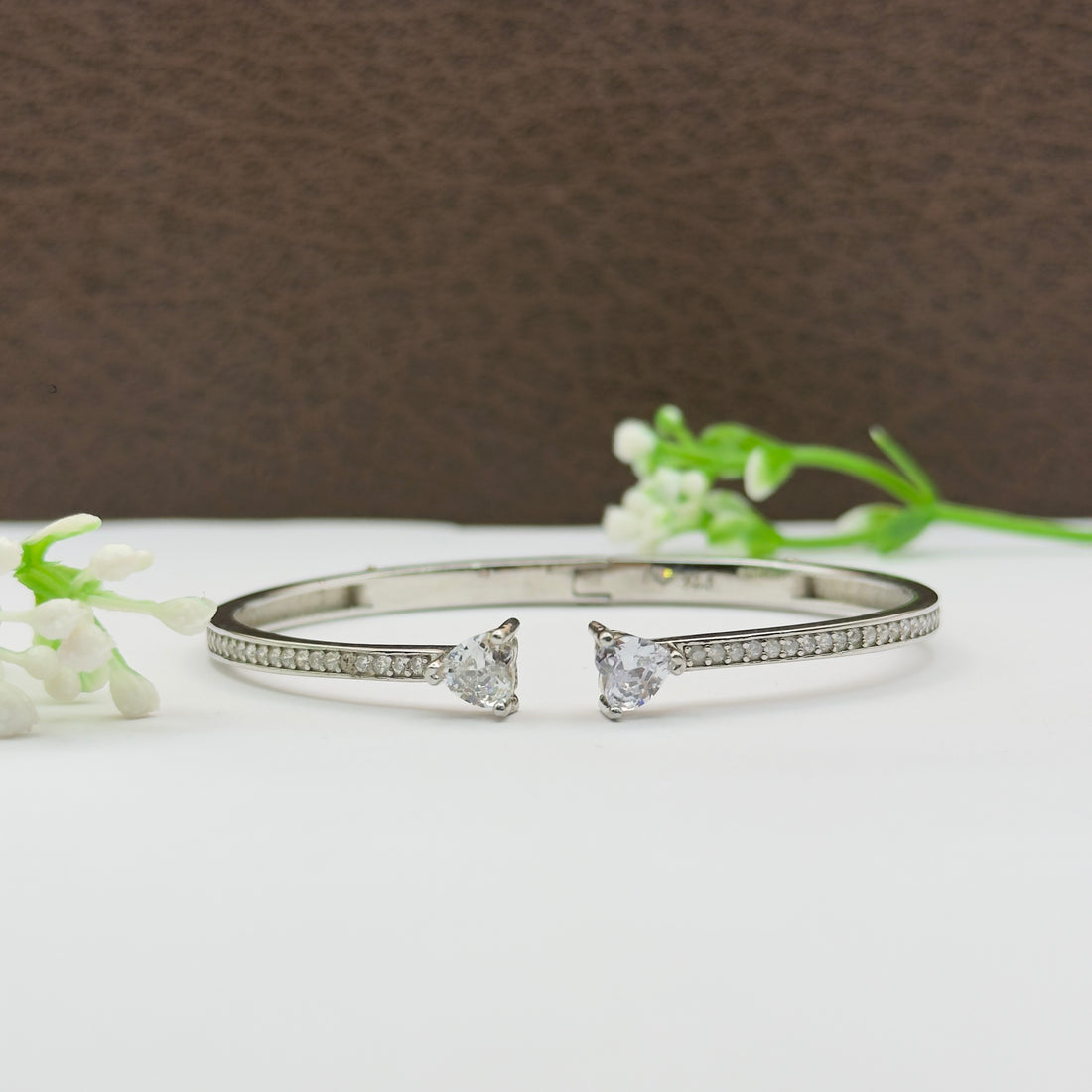 Elegant Dual love Solitaire 925 Silver Open Bracelet