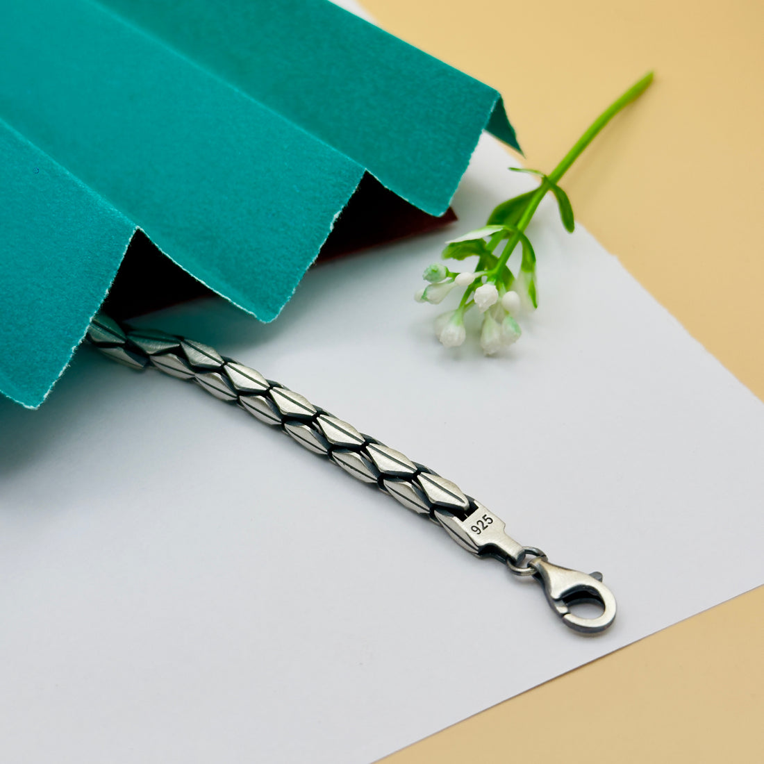 Handcrafted 925 Silver Bold Link Bracelet